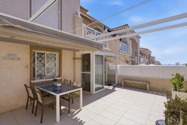 Venta de piso en Piso en Calle Francisco de Quevedo, Aguas Nuevas, Torrevieja, Torrevieja
 photo 2