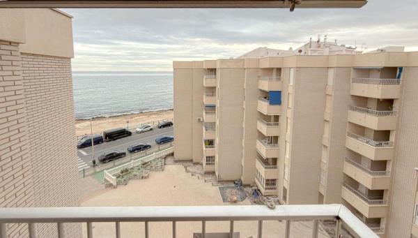 Venta de piso en Piso en Avenida Doctor Mariano Ruiz Canovas, 2, Playa de los Locos, Torrevieja, Torrevieja
photo 1