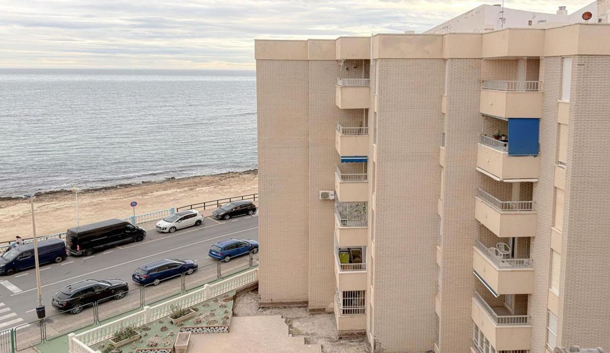Продажа квартиры на Piso en Avenida Doctor Mariano Ruiz Canovas, 2, Playa de los Locos, Torrevieja, Торревьеха
 photo 3