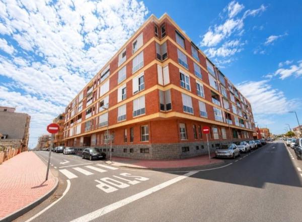 Venta de piso en Piso en Playa de los Náufragos, Torrevieja, Torrevieja
 photo 1