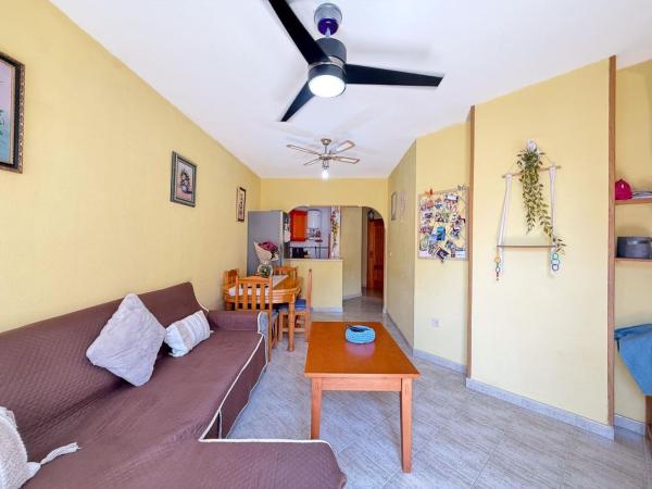 Venta de piso en Piso en Calle Radio Murcia, Antonio Machado, Torrevieja, Torrevieja
thumbnail 2