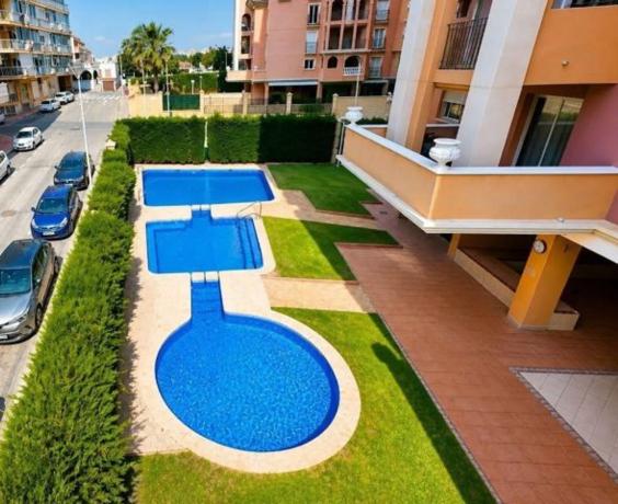 Venta de piso en Piso en Calle Echegaray, 2, Playa de los Locos, Torrevieja, Torrevieja
photo 1