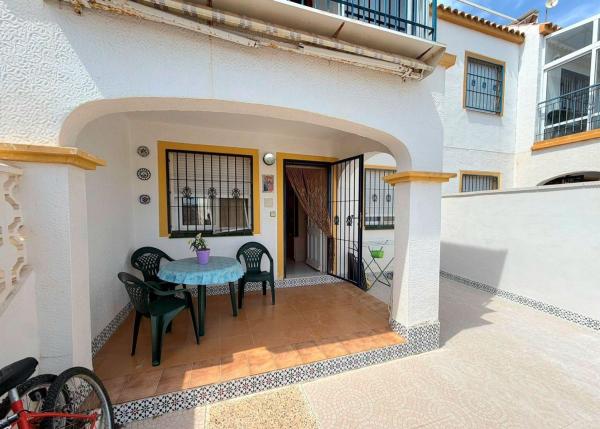 Chalet adosado en La Siesta - El Salado - Torreta, Torrevieja photo 1