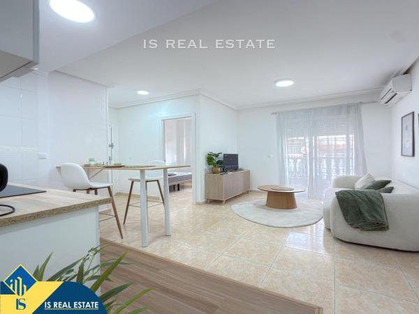Sale of flat in Piso en Avenida Habaneras - Curva de Palangre, Torrevieja, Torrevieja
 photo 1