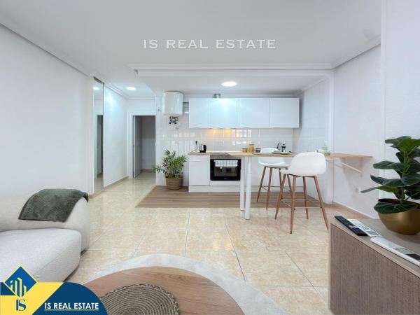 Sale of flat in Piso en Avenida Habaneras - Curva de Palangre, Torrevieja, Torrevieja
 photo 2