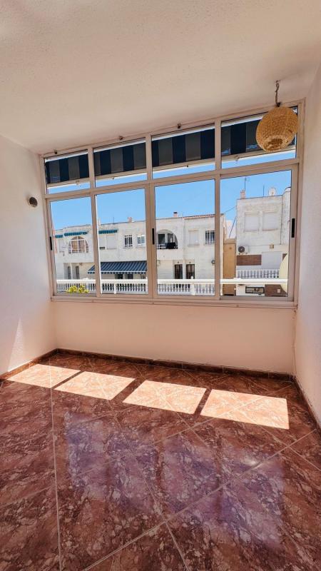Venta de piso en Piso en Calle Galeón, 43, Avenida Habaneras - Curva de Palangre, Torrevieja, Torrevieja
 photo 2