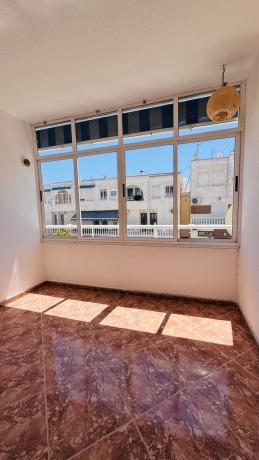 Venta de piso en Piso en Calle Galeón, 43, Avenida Habaneras - Curva de Palangre, Torrevieja, Torrevieja
thumbnail 2