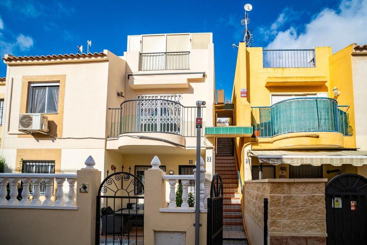 Venta de chalet adosado en Chalet adosado en La Siesta - El Salado - Torreta, Torrevieja , Torrevieja photo 4