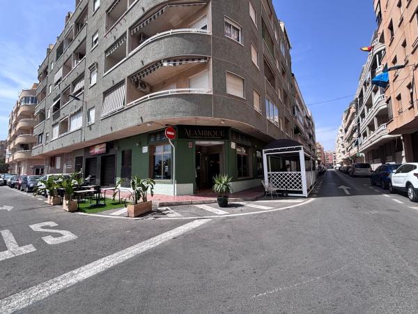 Local en rentabilidad en Calle la Sal, Playa del Cura, Torrevieja thumbnail 3