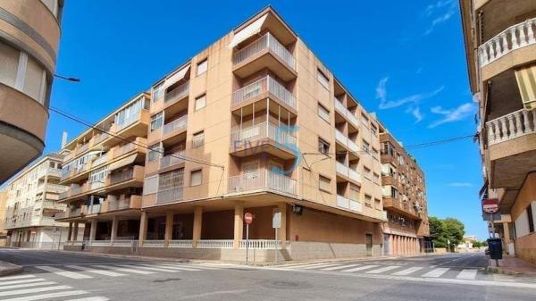 Sale of flat in Piso en El Acequión, Torrevieja, Torrevieja
photo 1