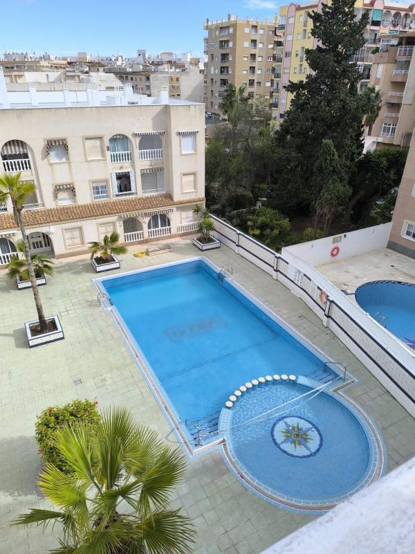 Продажа квартиры на Piso en Calle Galeón, 43, Avenida Habaneras - Curva de Palangre, Torrevieja, Торревьеха
photo 2