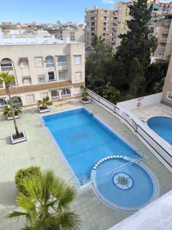 Venta de piso en Piso en Calle Galeón, 43, Avenida Habaneras - Curva de Palangre, Torrevieja, Torrevieja
thumbnail 2
