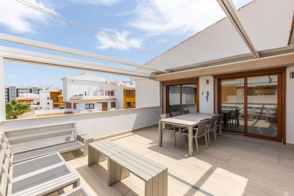 Sale of flat in Piso en Calle Marejada, Punta Prima, Torrevieja, Torrevieja
photo 1