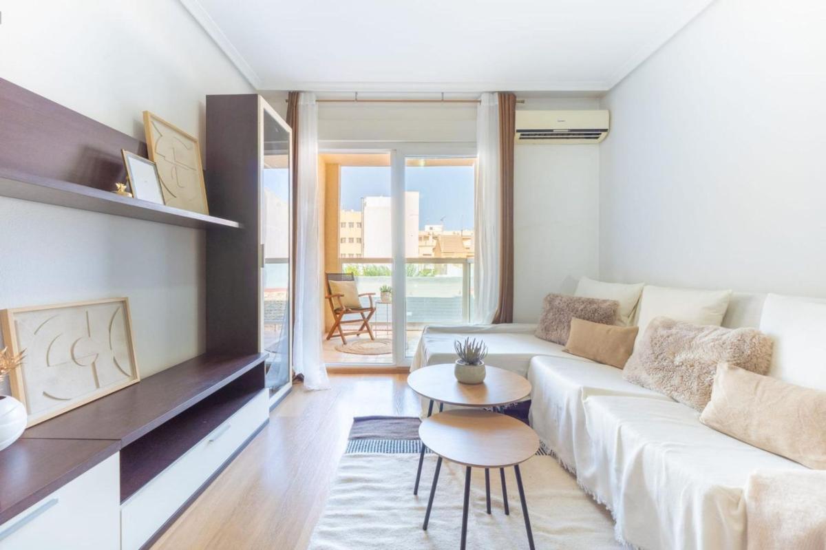 Продажа квартиры на Piso en Avenida Diego Ramírez Pastor s/n, Antonio Machado, Torrevieja, Торревьеха
photo 3