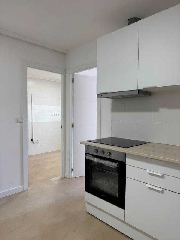 Venta de piso en Piso en Puerto Deportivo, Torrevieja, Torrevieja
photo 5