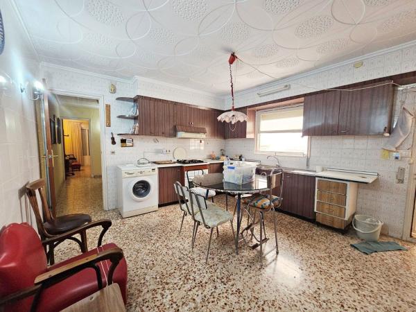 Building Residential of 466m2 for sale in Torrevieja thumbnail 1