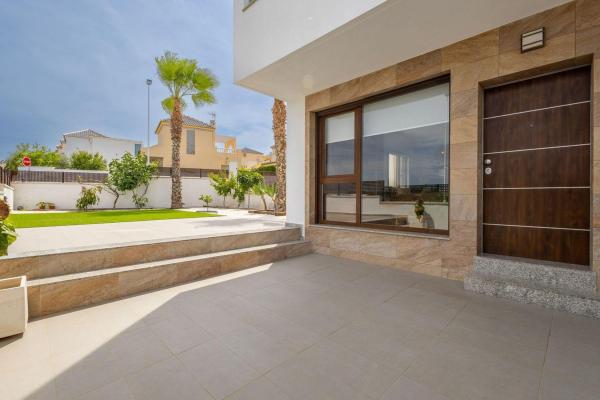 Casa o chalet independiente en Los Balcones - Los Altos del Edén, Torrevieja photo 4