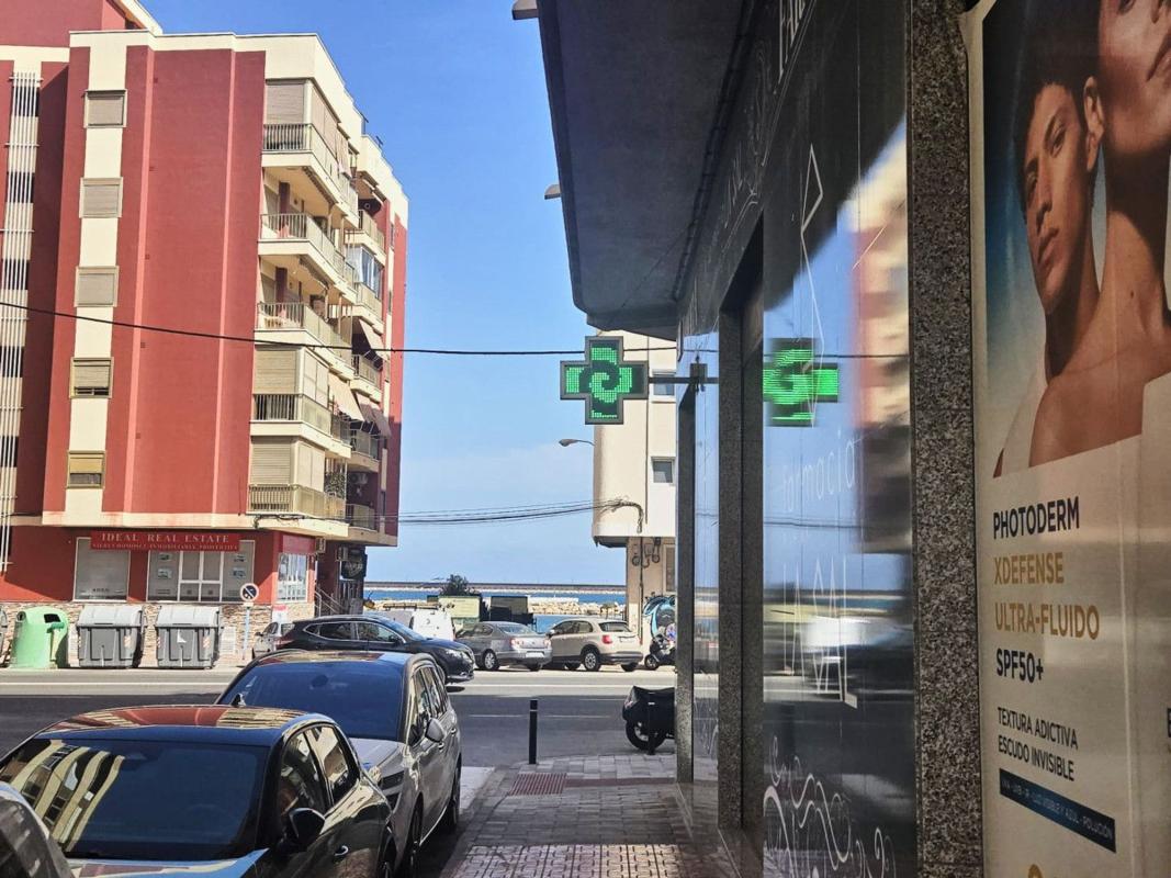 Venta de piso en Piso en Calle Beniajan, El Acequión, Torrevieja, Torrevieja
photo 2