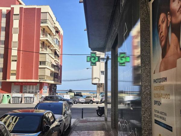 Sale of flat in Piso en Calle Beniajan, El Acequión, Torrevieja, Torrevieja
thumbnail 2