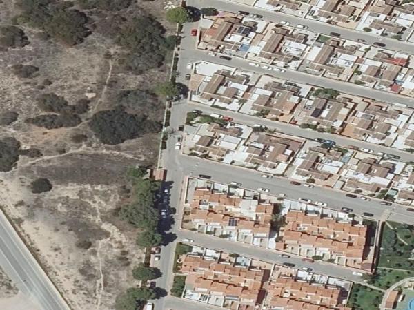 Casa o chalet independiente en ウルバニサシオン・トレアルメンドロス, La Siesta - El Salado - Torreta, Torrevieja photo 1