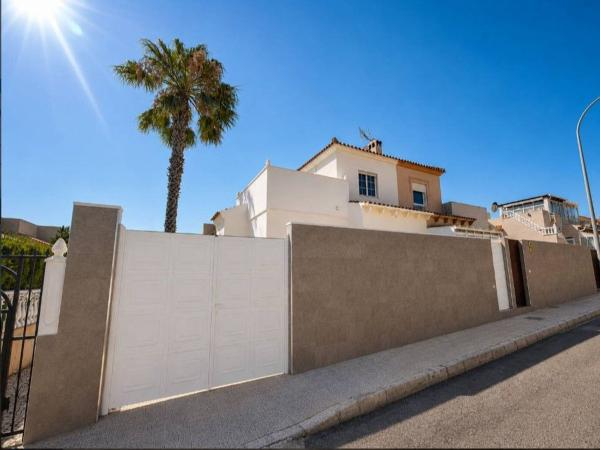 Дуплекс на продажу в Dúplex en Calle Peña De Francia, Los Balcones - Los Altos del Edén, Torrevieja, Торревьеха thumbnail 2