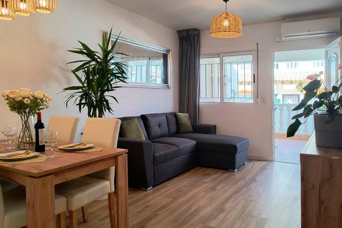 Sprzedaż niezależnego domku jednorodzinnego w Casa o chalet independiente en Los Balcones - Los Altos del Edén, Torrevieja, Torrevieja photo 5