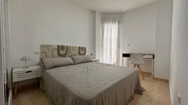 Sale of flat in Piso en Avenida Diego Ramírez Pastor, Avenida Habaneras - Curva de Palangre, Torrevieja, Torrevieja
 photo 1