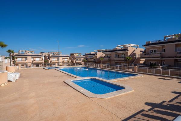 Venta de piso en Los Balcones - Los Altos del Edén, Torrevieja
photo 1