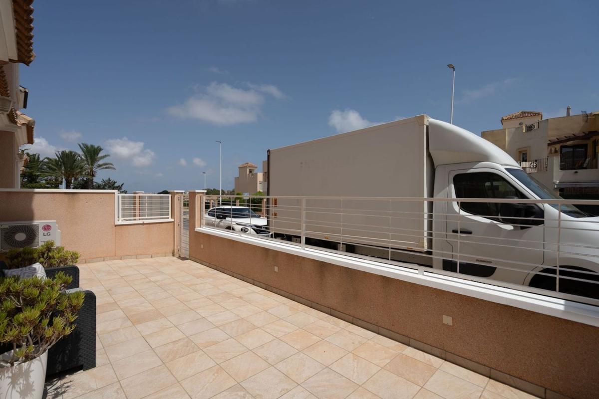 Sale of apartment in Los Balcones - The Heights of Eden, Torrevieja
photo 4