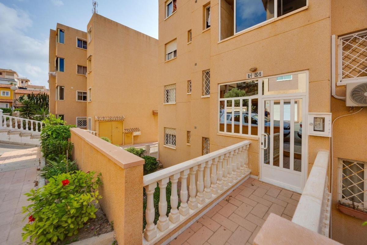 Venta de piso en Piso en Calle Extremadura, Miramar - Torre del Moro, Torrevieja, Torrevieja
 photo 4