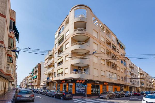 Venta de piso en Piso en Playa del Cura, Torrevieja, Torrevieja
thumbnail 2