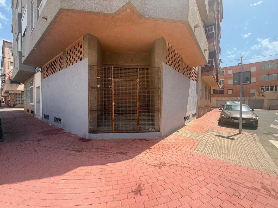 Propiedades en venta y alquiler en España photo 4