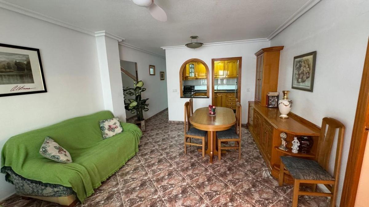 Venta de piso en Piso en Calle Goleta, Playa del Cura, Torrevieja, Torrevieja
photo 3