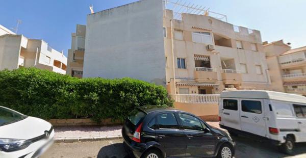 Venta de piso en Piso en Calle Parodi Hermanos, Nueva Torrevieja, Torrevieja, Torrevieja
 photo 2