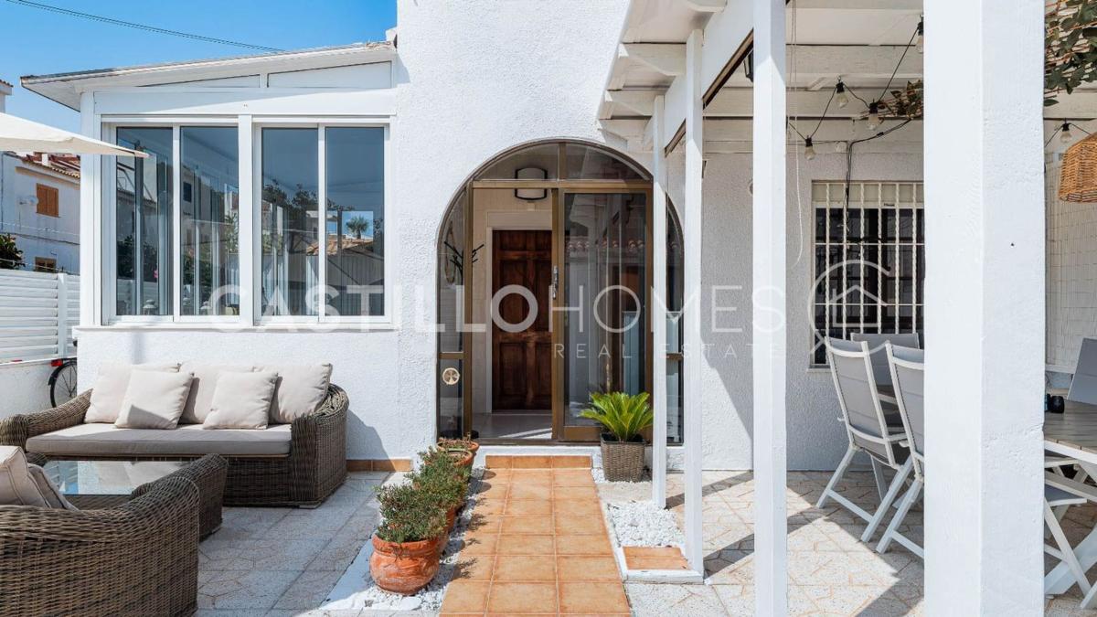 Продажа отдельного шале в Casa o chalet en Zona los Frutales, Torrevieja, Торревьеха photo 4