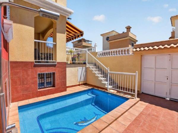 Chalet independiente en venta en Casa o chalet independiente en Aguas Nuevas, Torrevieja, Torrevieja
 photo 3