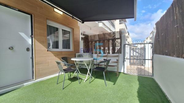 Venta de piso en Piso en La Veleta, Torrevieja, Torrevieja
 photo 1