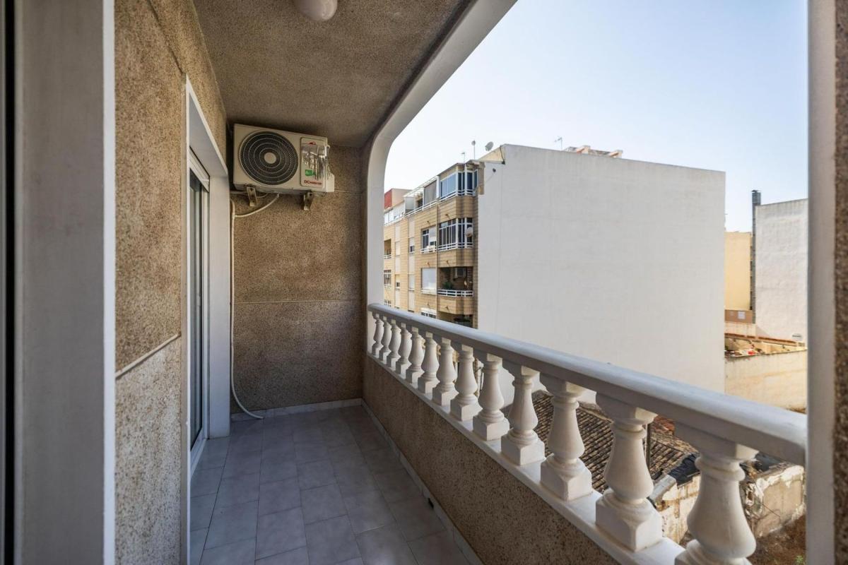 Venta de piso en Piso en Centro - Muelle Pesquero, Torrevieja, Torrevieja
photo 3