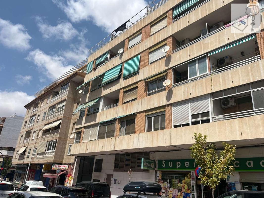 Продажа квартиры на Piso en Avenida Diego Ramírez Pastor, Parque de las Naciones, Torrevieja, Торревьеха
 photo 2