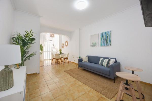Продажа квартиры на Piso en Calle Galeón, 23, Avenida Habaneras - Curva de Palangre, Torrevieja, Торревьеха
photo 1
