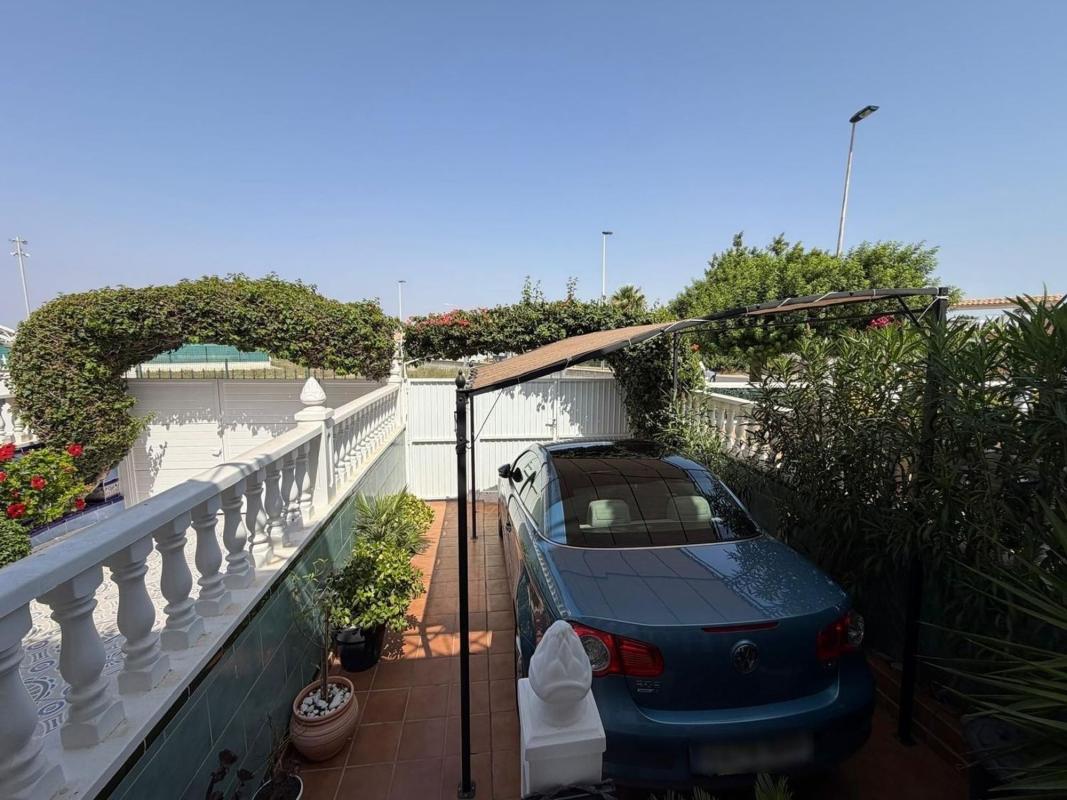 Sprzedaż szeregowego domku w Chalet adosado en Calle Orión, La Siesta - El Salado - Torreta, Torrevieja , Torrevieja photo 4