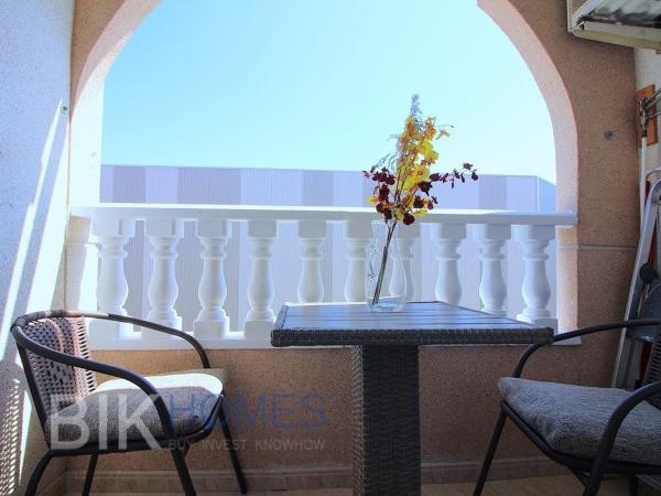 Sprzedaż mieszkania w Piso en Calle San Pascual, Antonio Machado, Torrevieja, Torrevieja
thumbnail 3