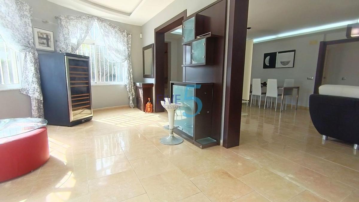 Venta de chalet independiente en Casa o chalet en La Siesta - El Salado - Torreta, Torrevieja, Torrevieja
 photo 3