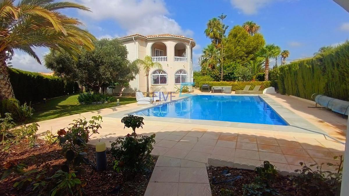 Venta de chalet independiente en Casa o chalet en La Siesta - El Salado - Torreta, Torrevieja, Torrevieja
 photo 5