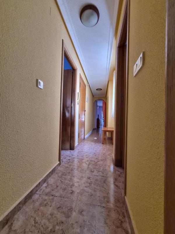 Продажа квартиры на Piso en Avenida Diego Ramírez Pastor, Centro - Muelle Pesquero, Torrevieja, Торревьеха
 photo 4