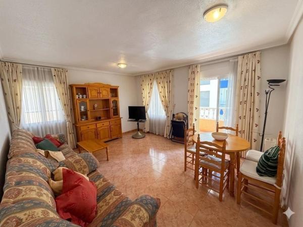 Sale of flat in Piso en Calle Radio Murcia, Las Piscinas Naturales, Torrevieja, Torrevieja
thumbnail 3