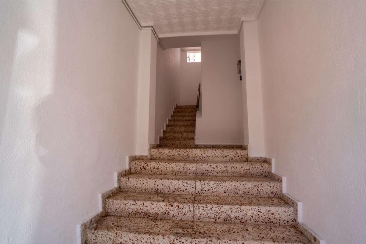 Budynek Mieszkalny o powierzchni 395m2 na sprzedaż w Torrevieja photo 4