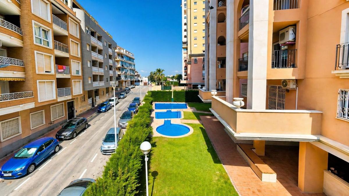 Sprzedaż mieszkania w Piso en Zona los Frutales, Torrevieja, Torrevieja
photo 3