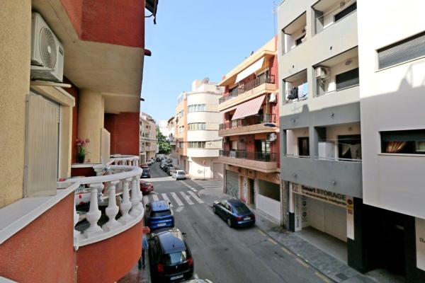 Venta de piso en Piso en Calle Finlandia, Playa de los Locos, Torrevieja, Torrevieja
photo 1