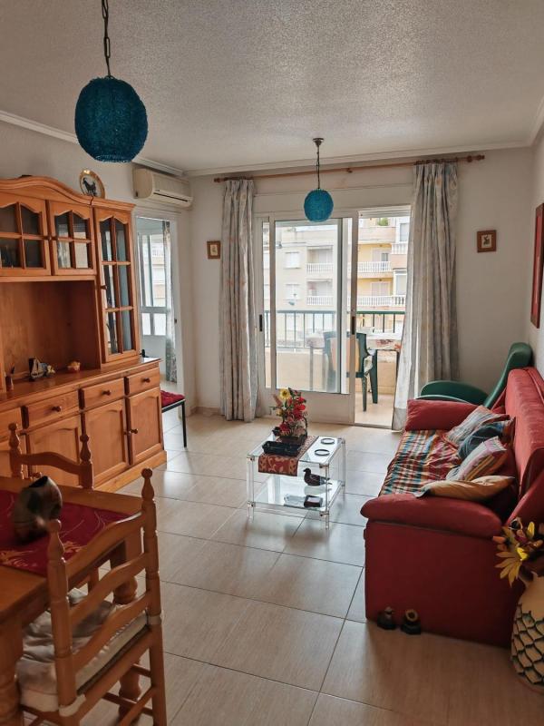 Sale of apartment in Piso en Gaspar Perrelló, Torrevieja, Torrevieja
photo 3